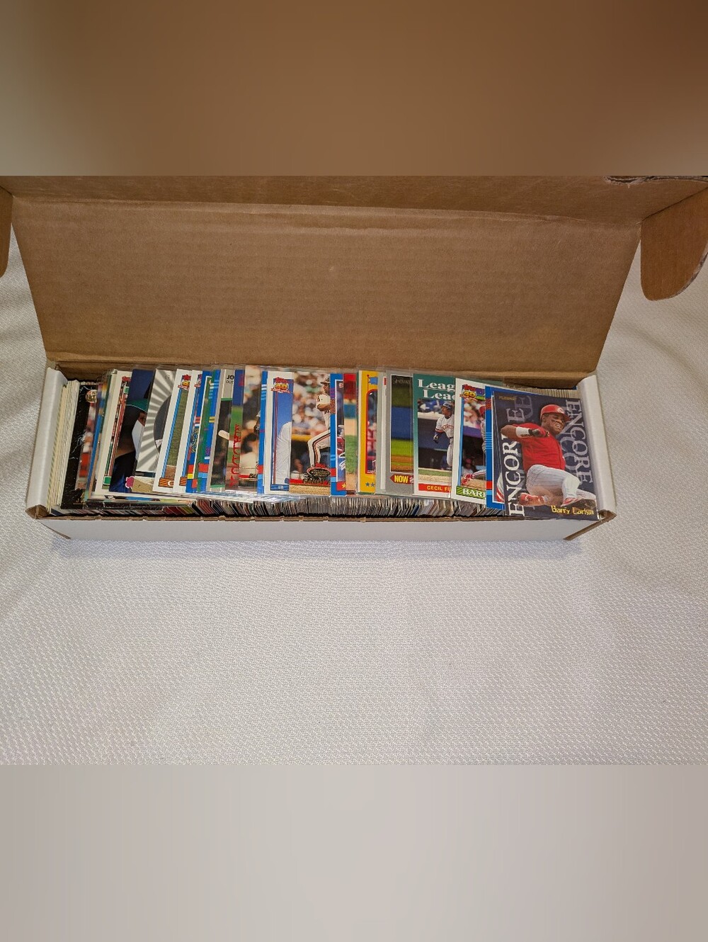 800ct Box of MLB Baseball Trading Cards Lot ⚾️ Ultimate Collection 🔥